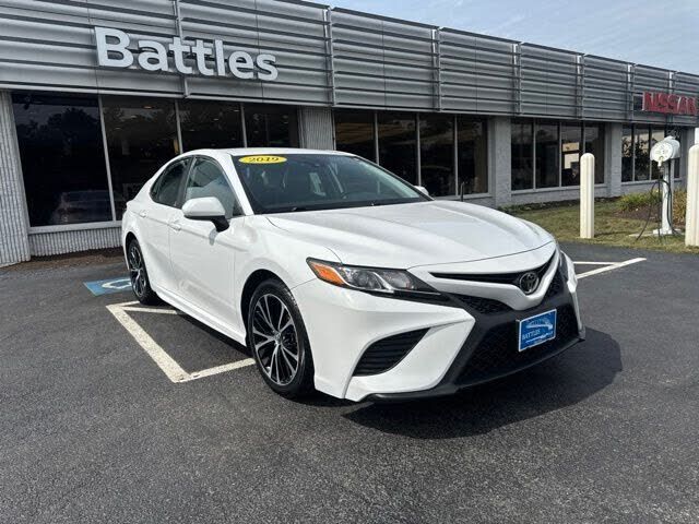 2019 TOYOTA Camry