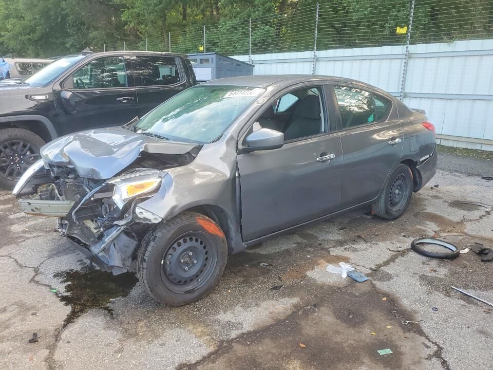 2018 NISSAN Versa