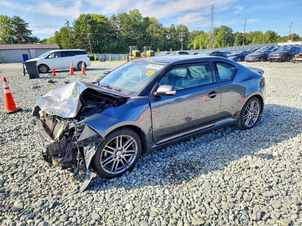 2013 TOYOTA SCION