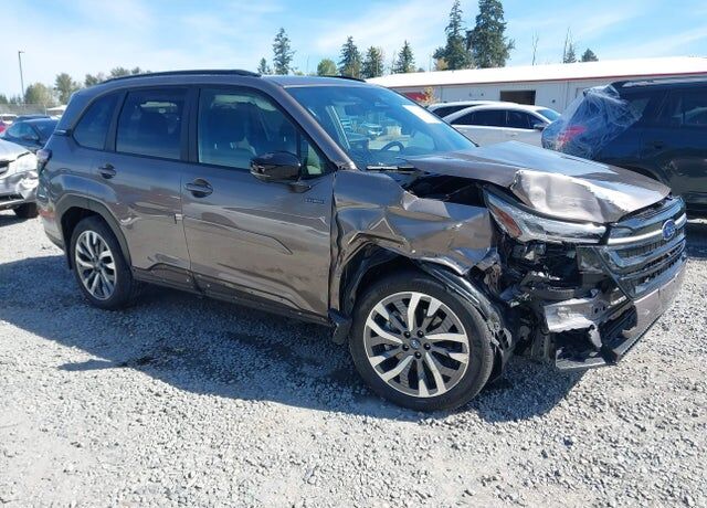 2025 SUBARU Forester