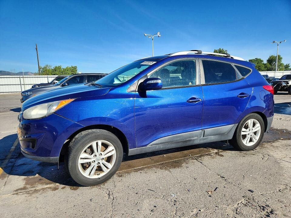 2012 HYUNDAI Tucson