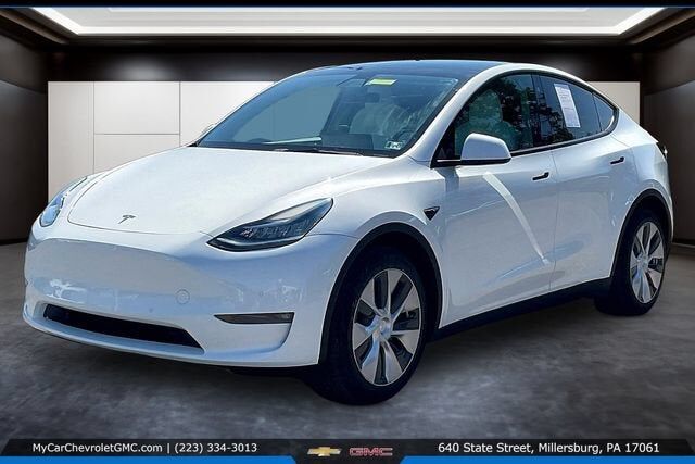 2022 TESLA Model Y