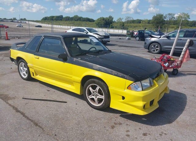 1992 FORD Mustang