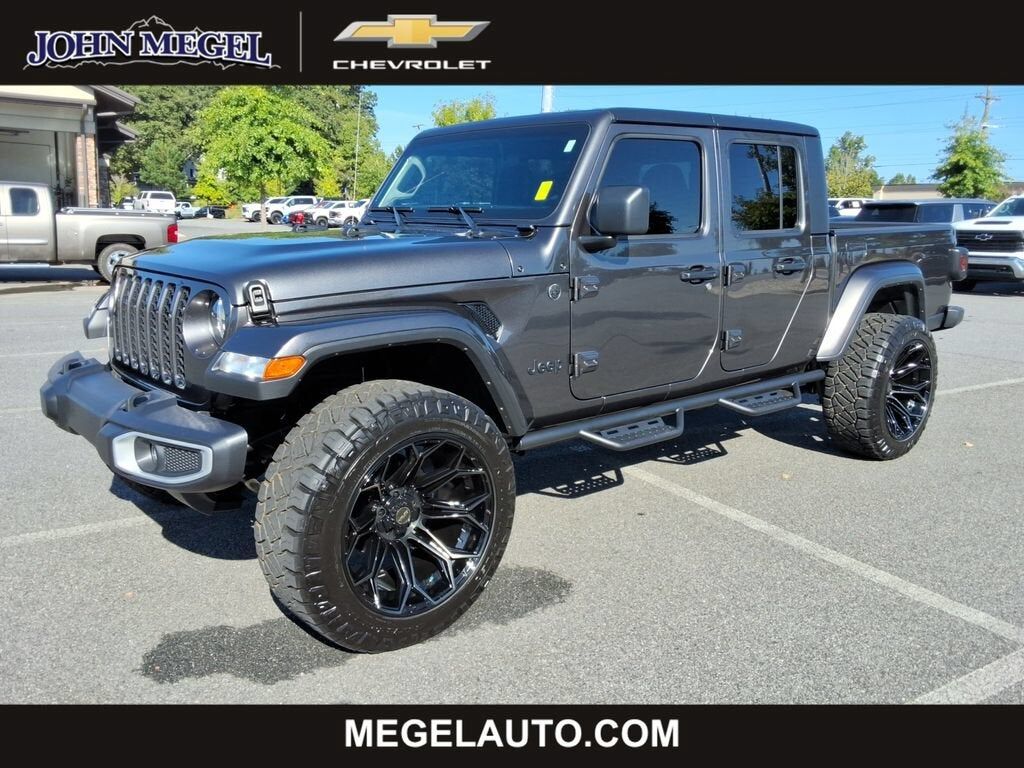 2022 JEEP Gladiator