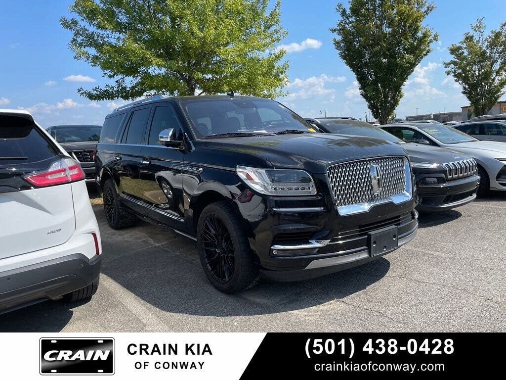2019 LINCOLN Navigator L