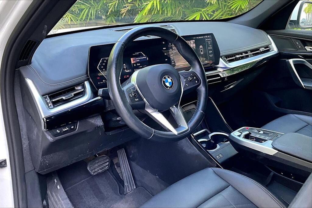 2025 BMW X1