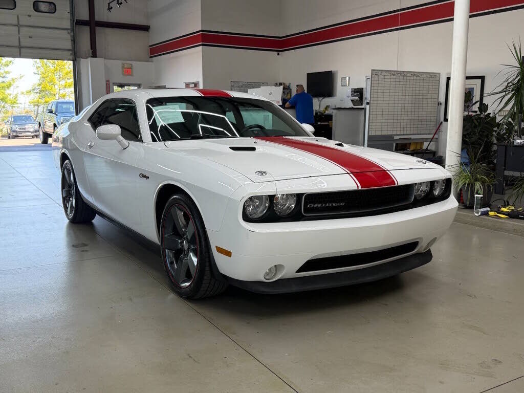 2012 DODGE Challenger