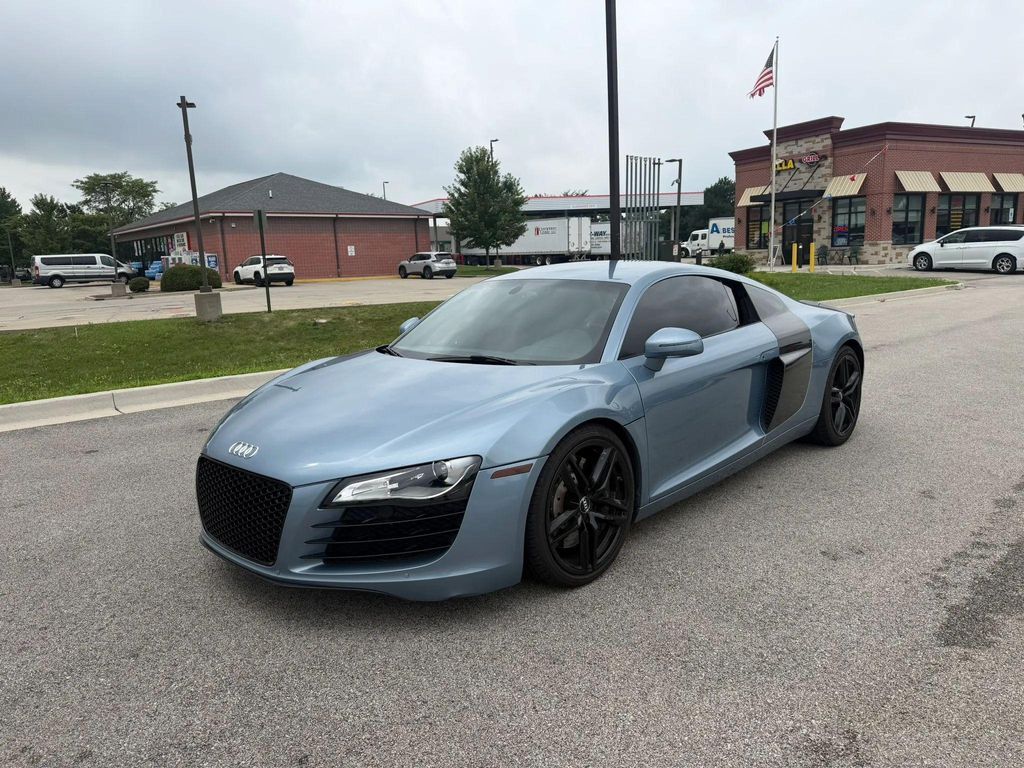 2009 AUDI R8