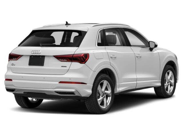 2022 Audi Q3
