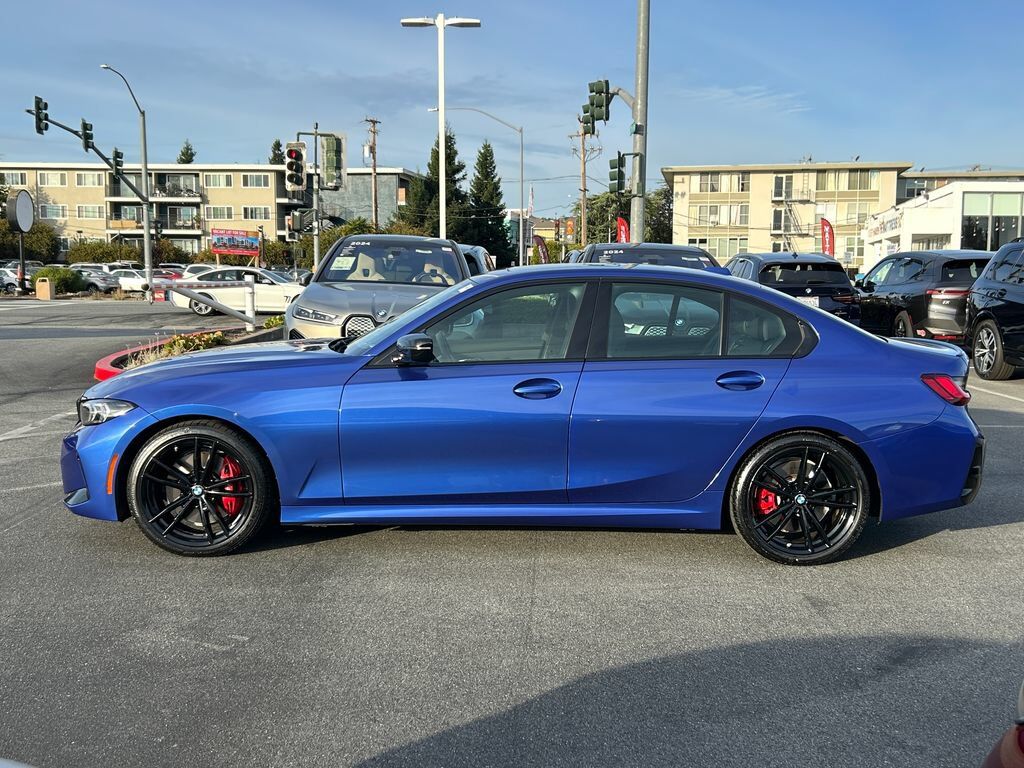2023 BMW 330i