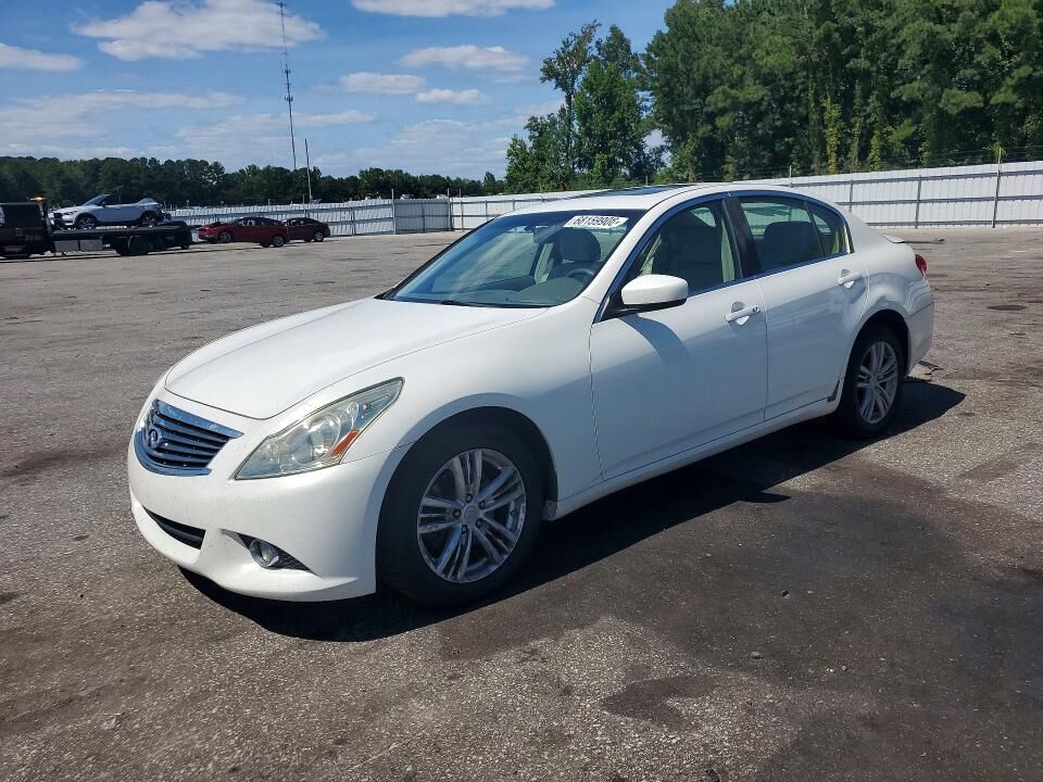 2011 INFINITI G37
