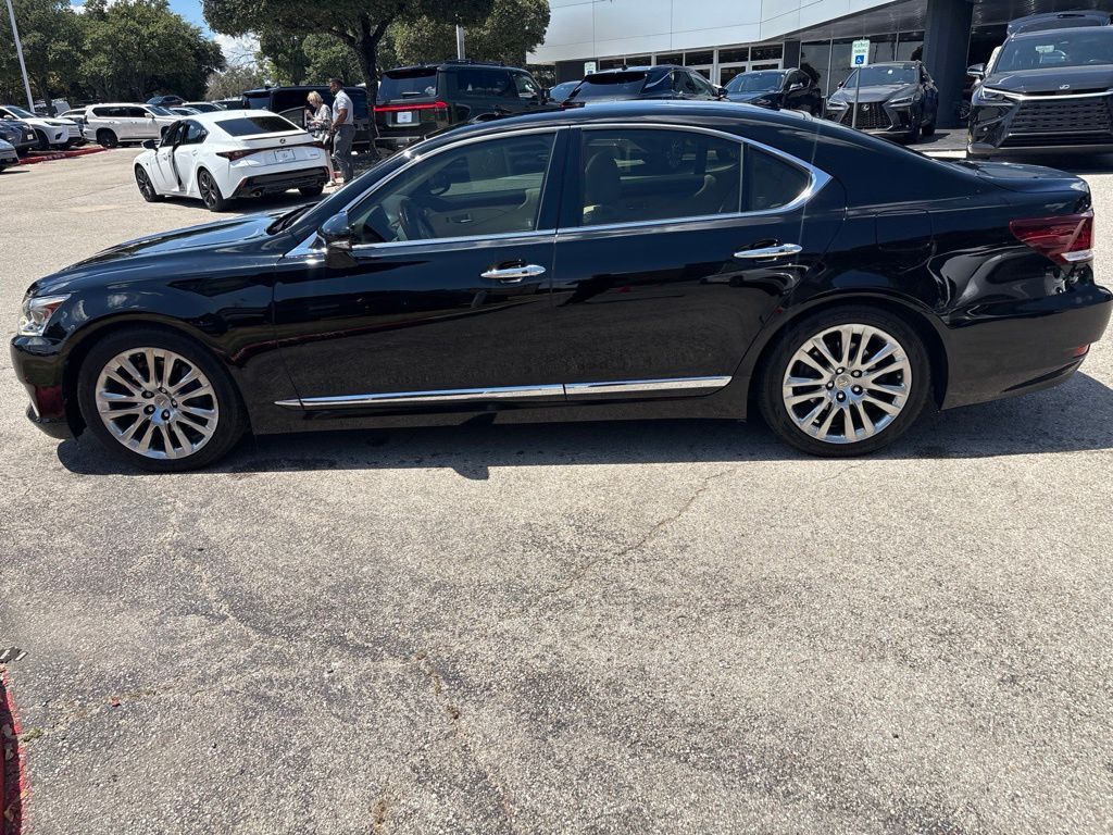 2014 Lexus LS