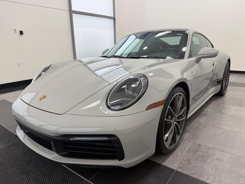 2024 PORSCHE 911