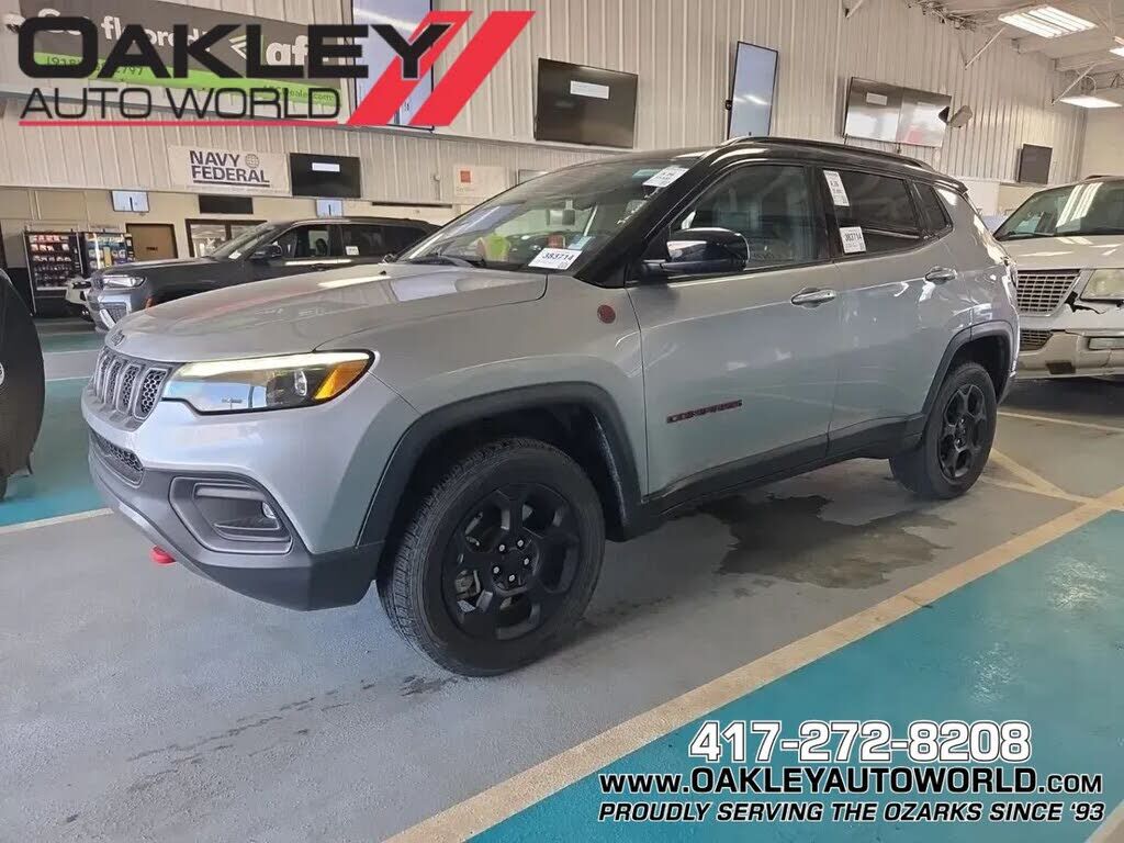 2023 JEEP Compass