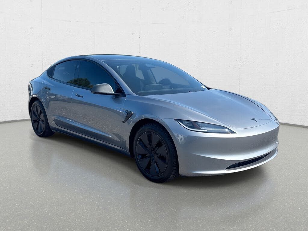 2026 TESLA Model 3