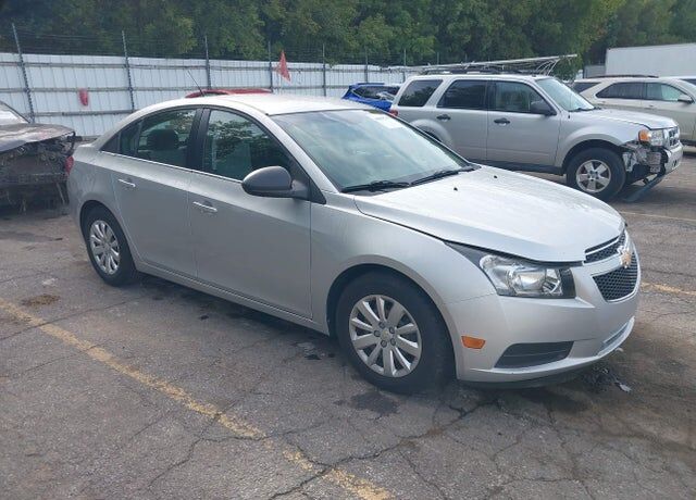 2011 CHEVROLET Cruze