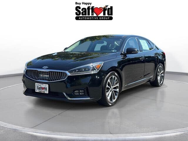 2019 KIA Cadenza