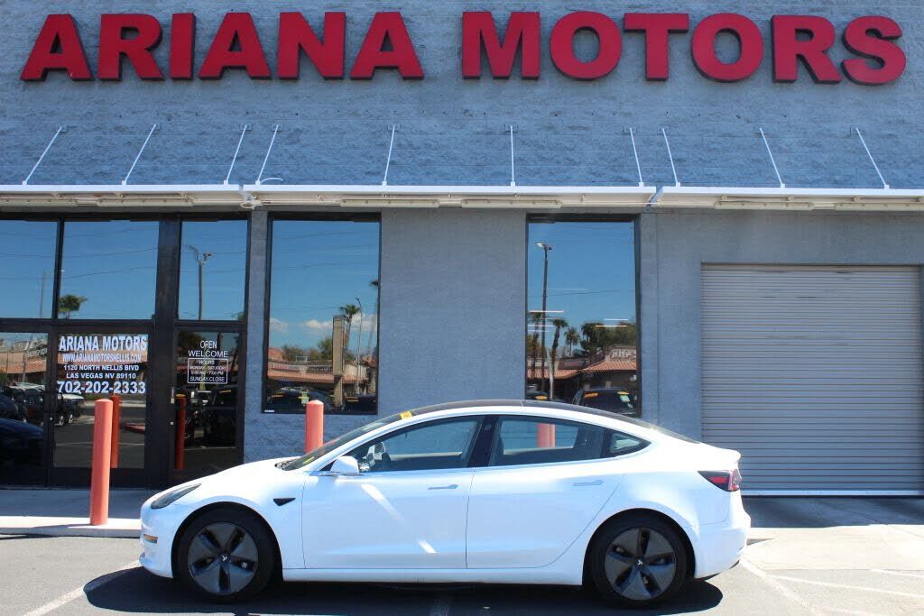 2018 TESLA Model 3