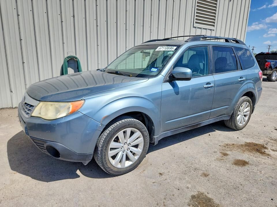 2011 SUBARU Forester