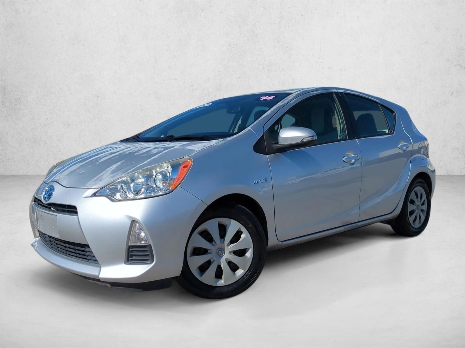 2014 TOYOTA Prius