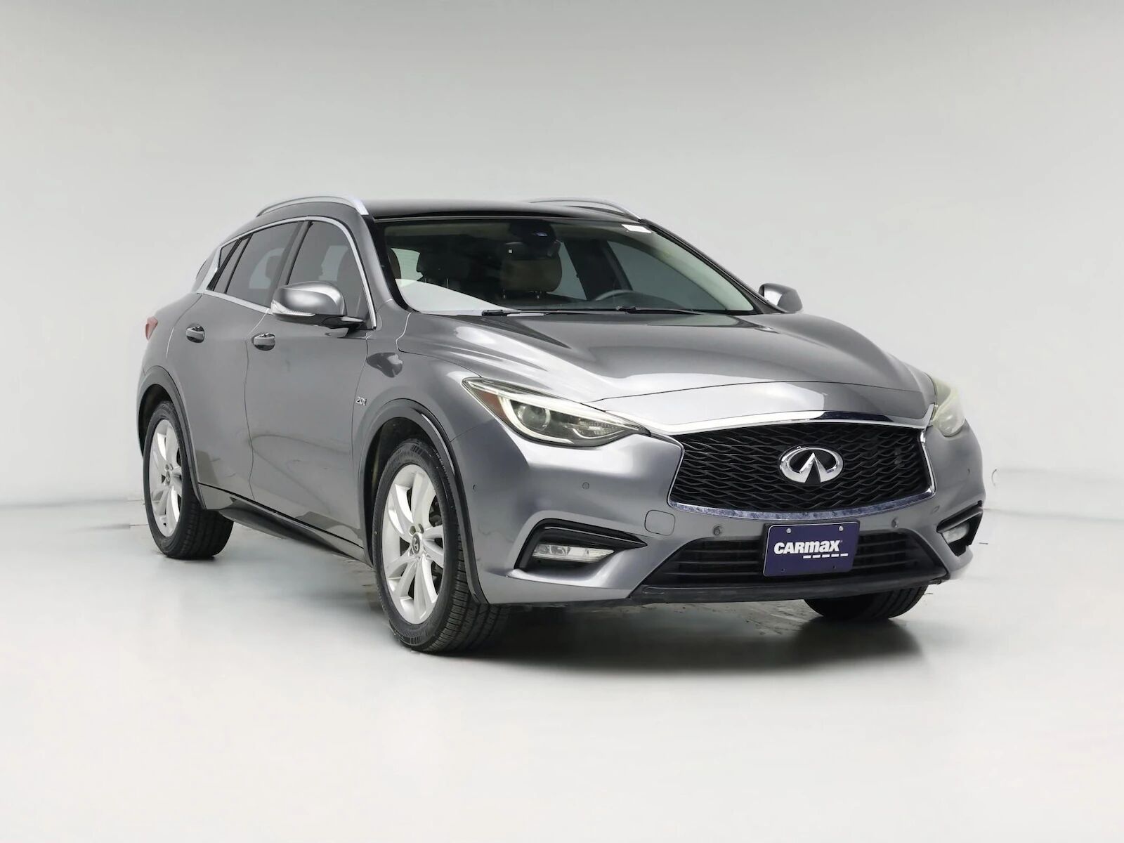 2017 INFINITI QX30