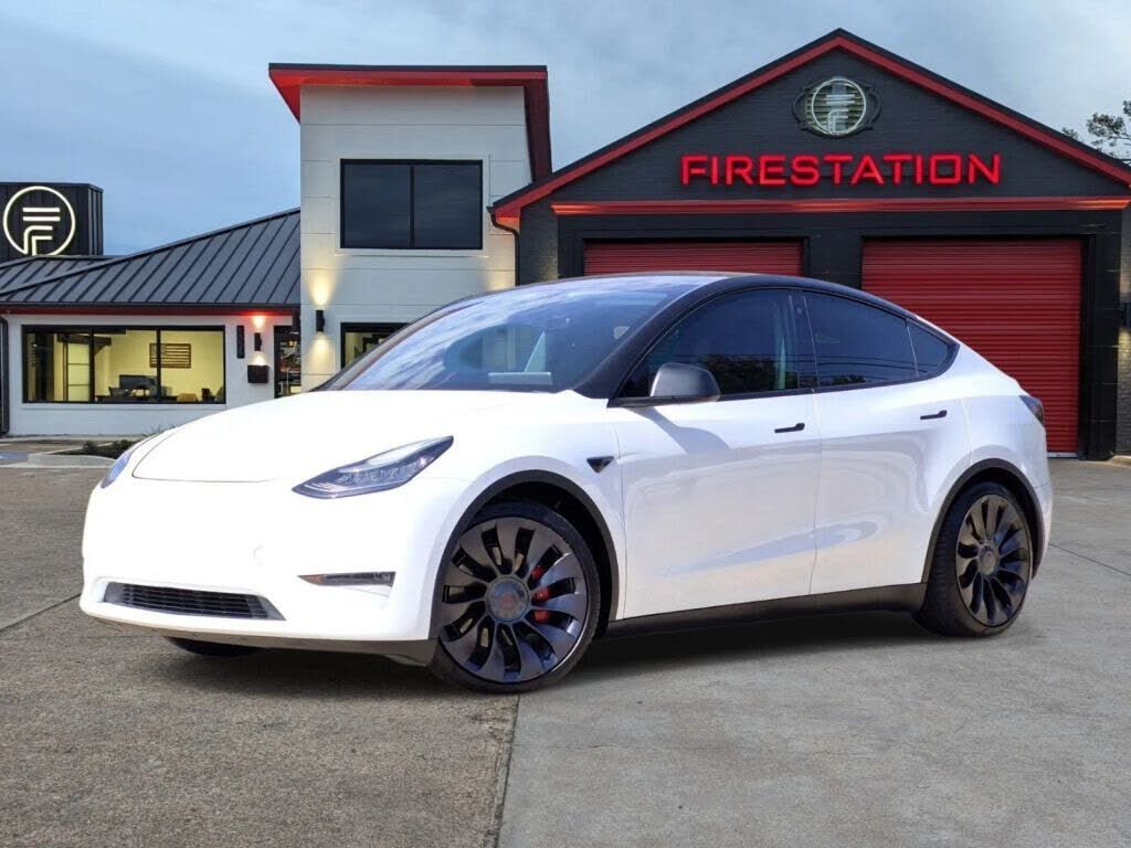 2020 TESLA Model Y