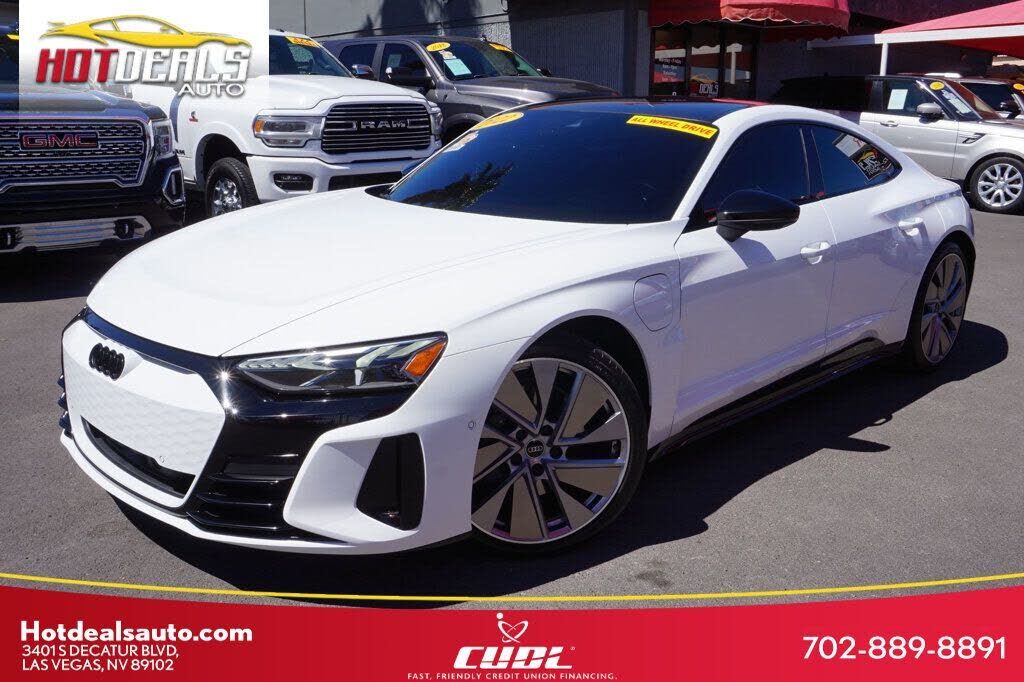 2022 AUDI e-tron
