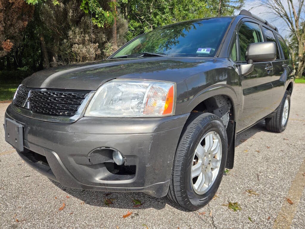 2011 MITSUBISHI Endeavor