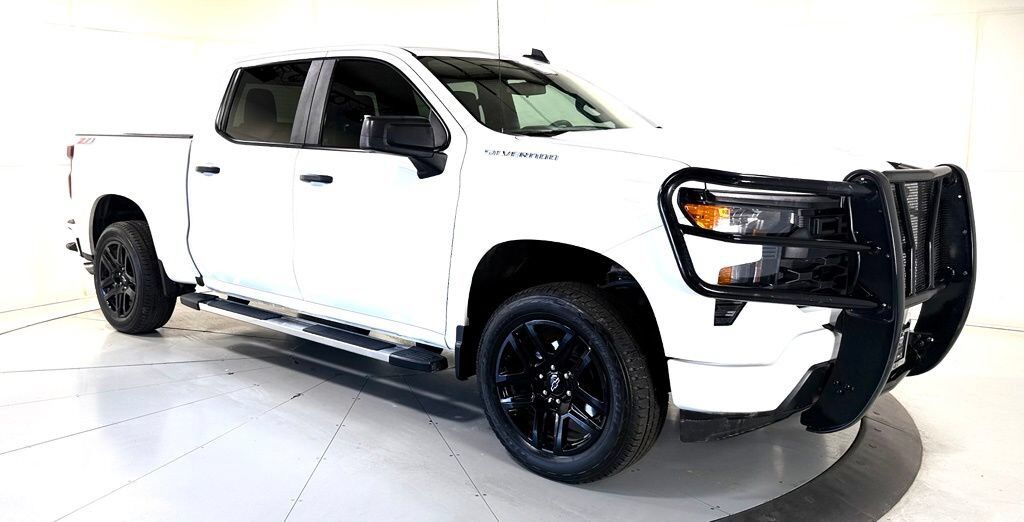 2024 CHEVROLET Silverado
