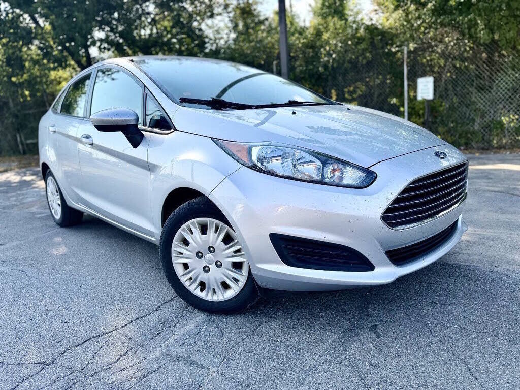 2014 FORD Fiesta
