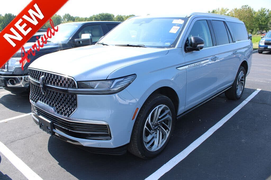 2025 LINCOLN Navigator L