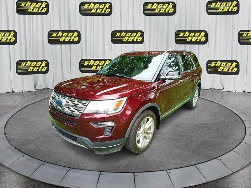 2018 FORD Explorer