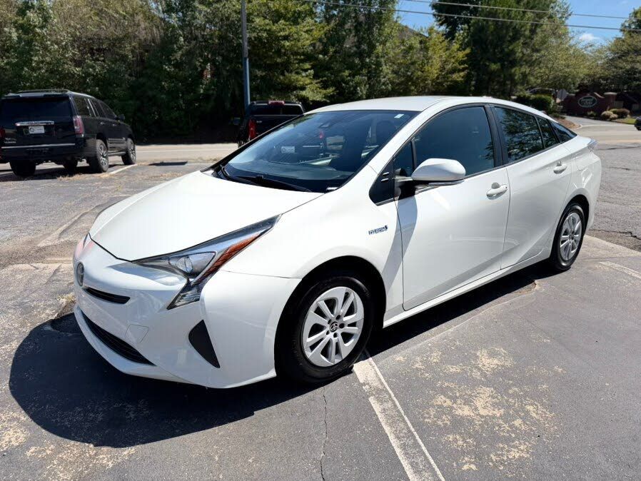 2017 TOYOTA PRIUS
