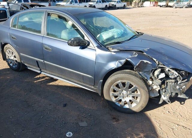 2005 NISSAN Altima