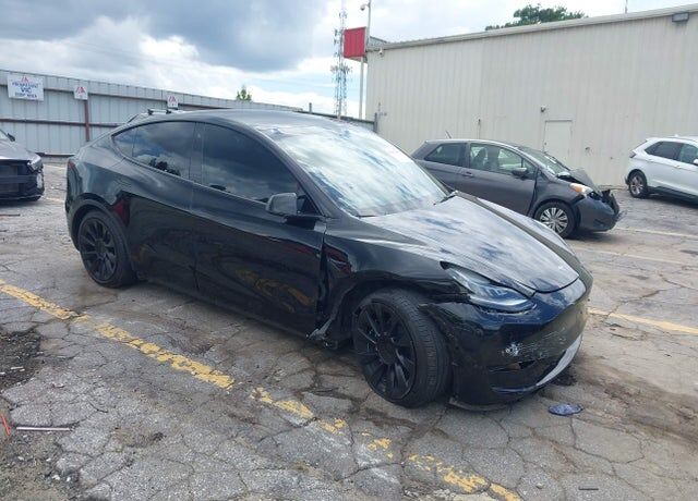 2021 TESLA Model Y