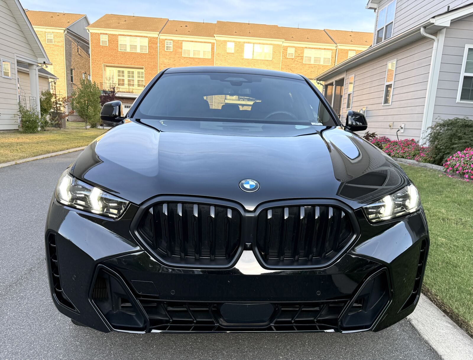 2025 BMW X6