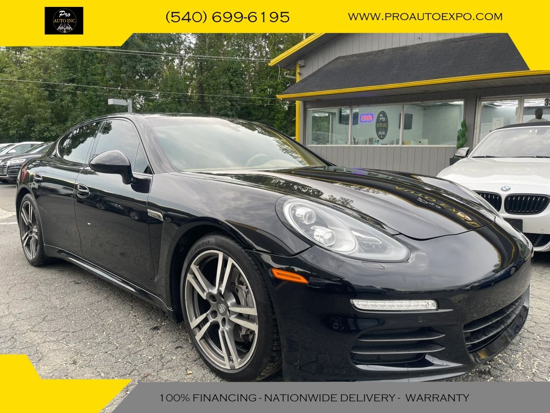 2014 PORSCHE Panamera