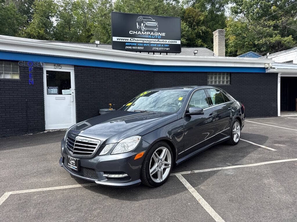 2013 MERCEDES-BENZ E-Class