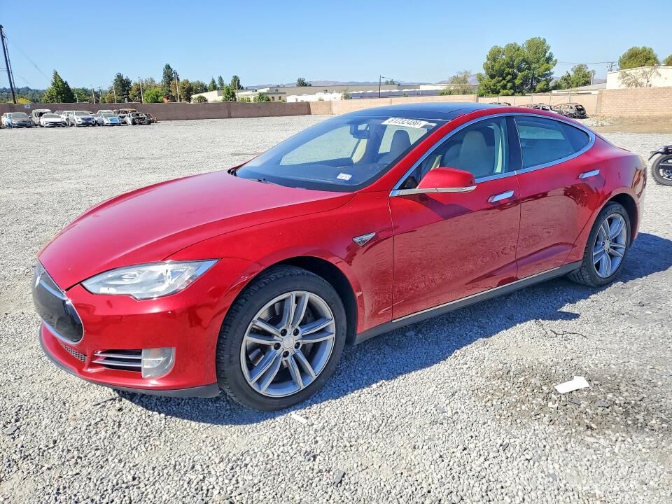 2014 TESLA Model S