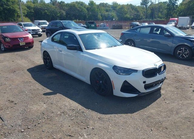 2025 BMW M2