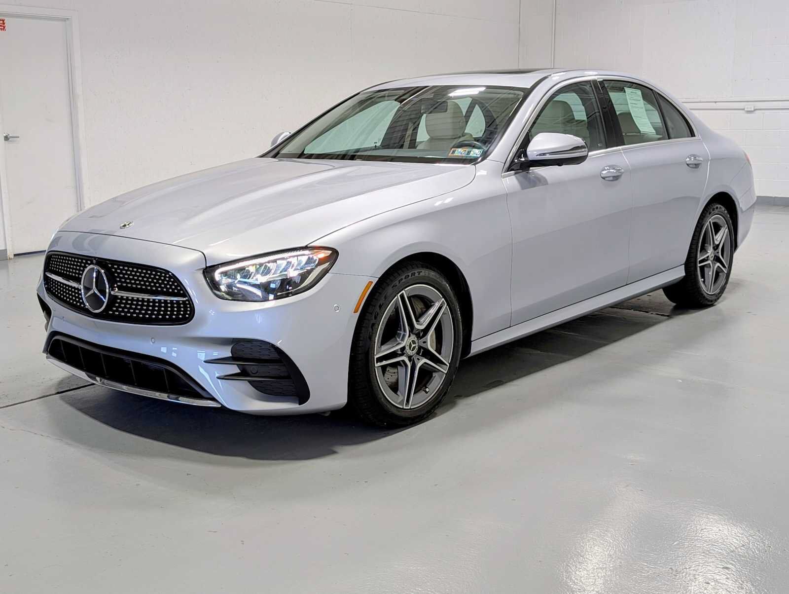 2022 MERCEDES-BENZ E-Class
