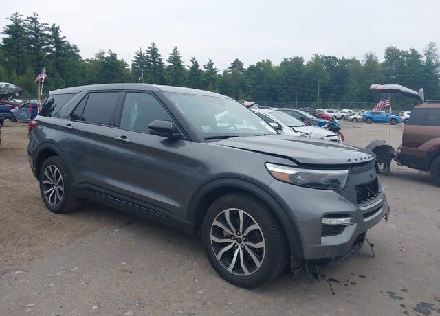 2021 FORD Explorer