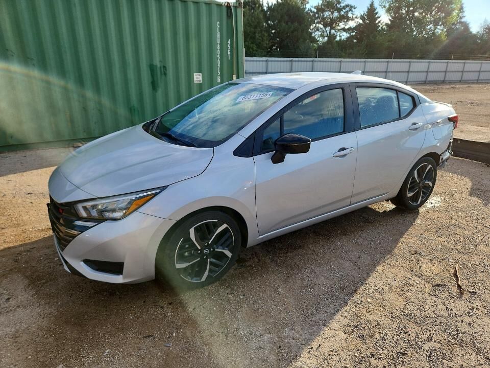 2024 NISSAN Versa