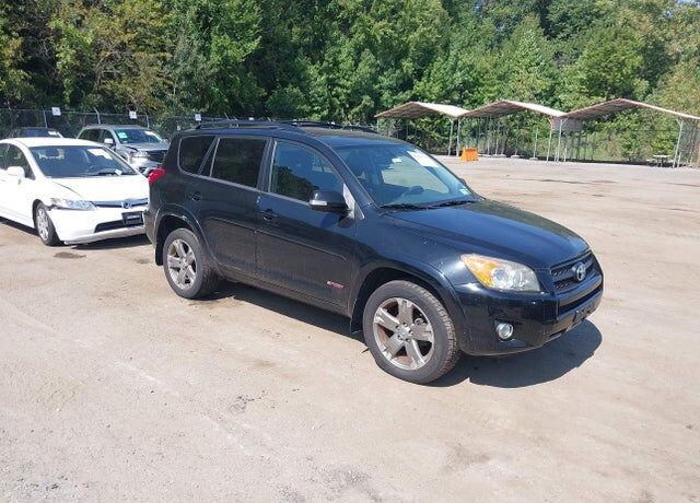 2011 TOYOTA RAV4