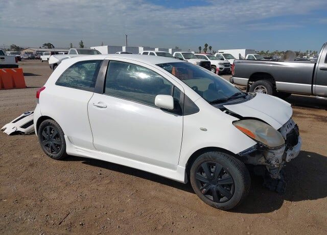 2009 TOYOTA Yaris