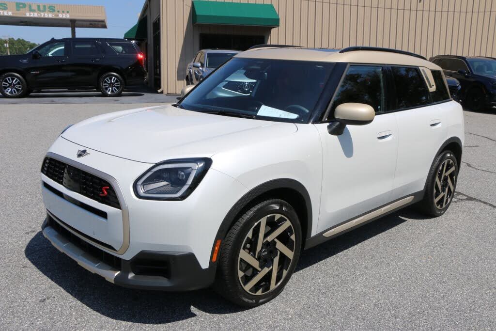 2025 MINI Countryman