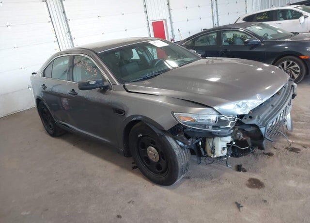 2013 FORD Taurus