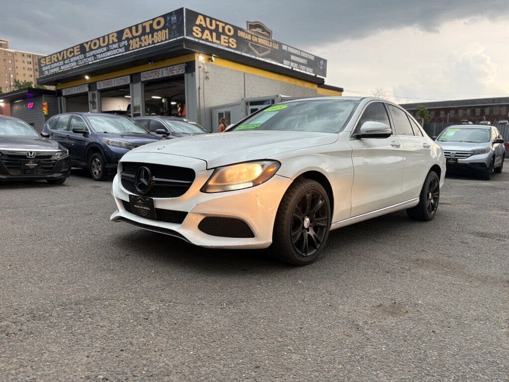 2015 MERCEDES-BENZ C-Class