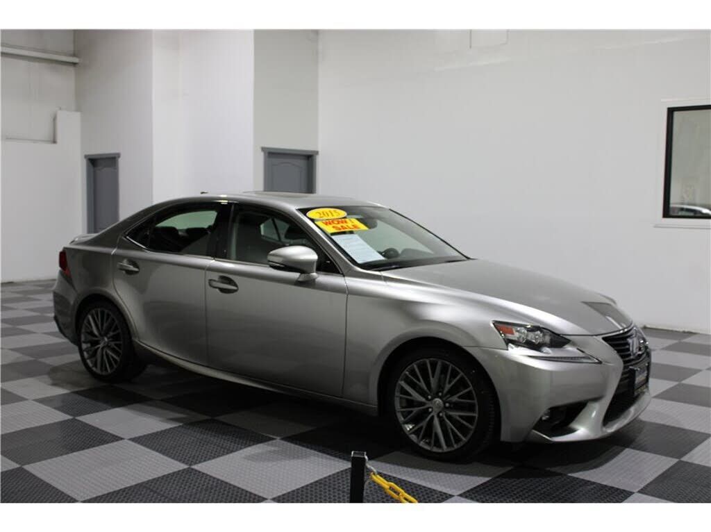 2015 LEXUS IS