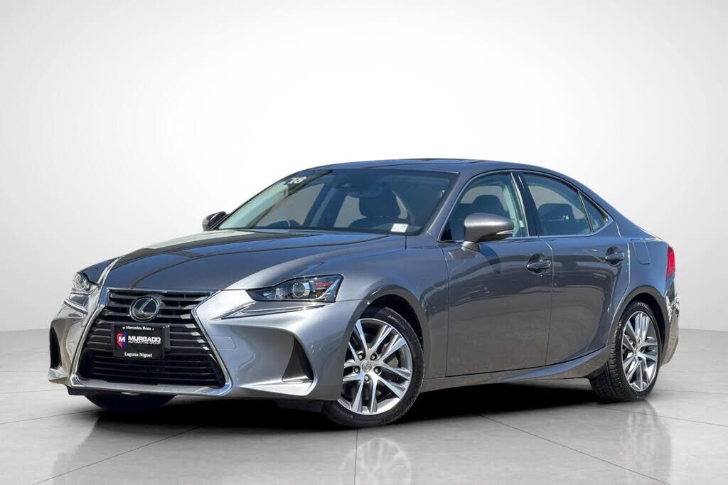 2018 LEXUS IS